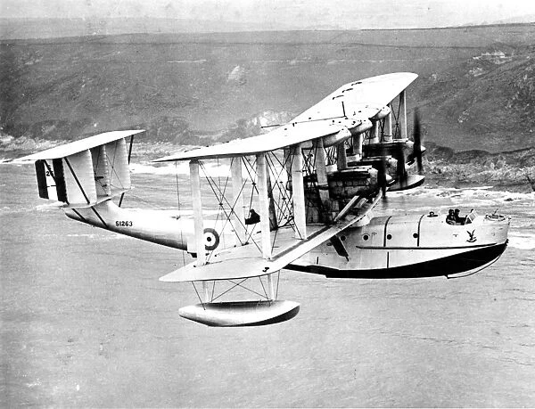 Blackburn Iris Mk III S1263 was a five-seat long-range maritime reconnaissance flying