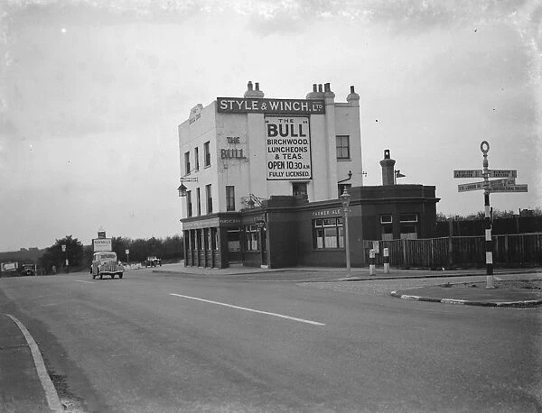 The Bull Inn located in Bull Inn, Birchwood, St Mary Cray, Kent. 1938