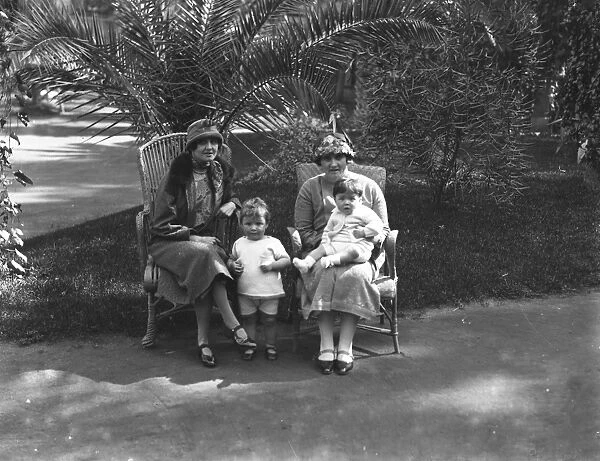 The Cairo Season, Egypt. Left to right; Mrs Philip Taylor with her daughter Paula