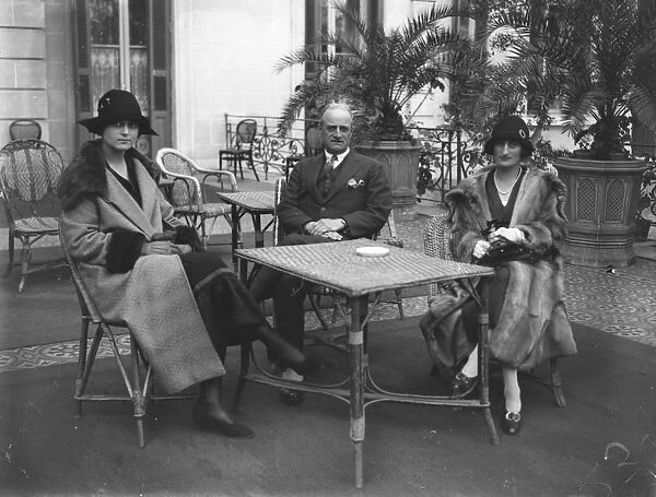 The Cairo Season : On the terrace at the Shepheard Hotel, left to right; Miss Rhoda