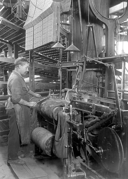 Carpet making at Wilton. 7 January 1923