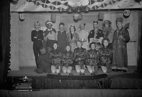 The cast of the Sidcup Constitutional Club s Christmas pantomime. 1938