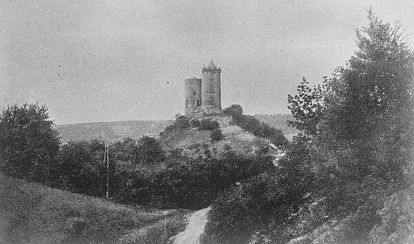 The Castle In Which German Assassins Died Saaleck a ruined castle standing high