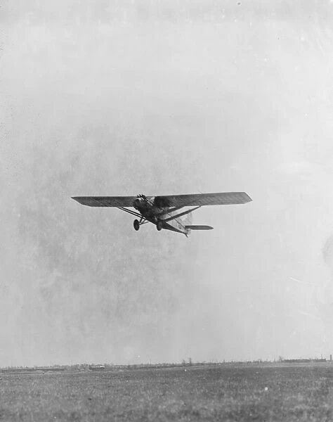 The Chamberlain - Bertaub trans Atlantic flight. The Wright Bellanca machine in flight