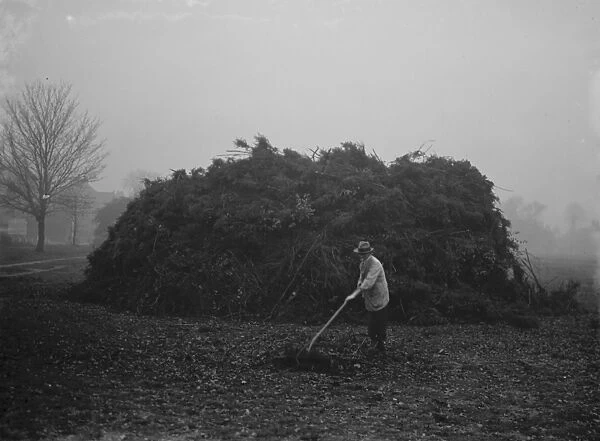 Chislehurst bonfire preparation, Kent. 1936