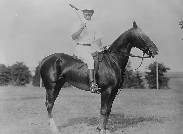 Cinema Star as polo player. Will Rogers is a member of the Meadow Larks Polo Team