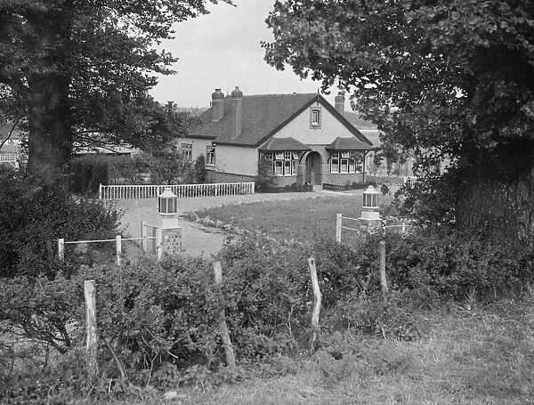 A cottage on Sandy Lane in the Cray Valley, Kent. 1938
