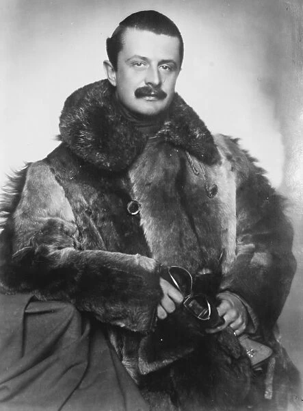 Count Ulrich Ferdinand Kinsky, Hungarys most famous racing motorist. 30 July 1927