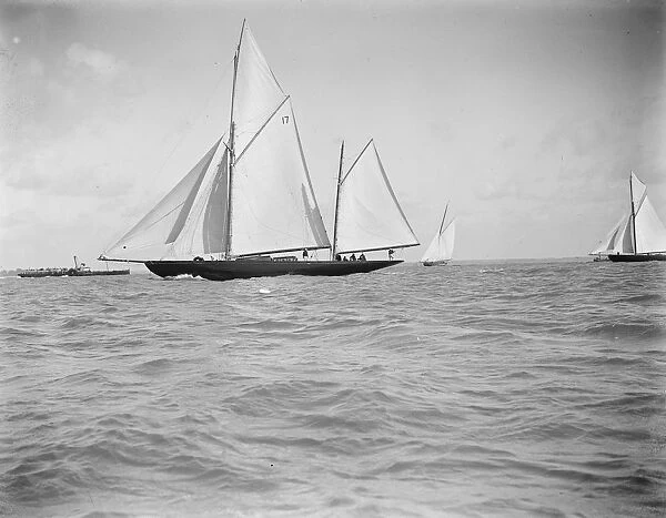 Cowes Regatta, Isle of Wight. Captain Cecil Slade s, Joyette. 31 July 1922