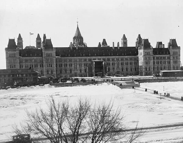 The Duke of Devonshire opens new parliament at Ottawa 16 March 1920