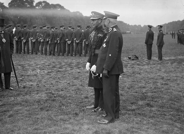 Duke of York presents cup at inspection of Metropolitan Special Constabulary Reserve in Hyde Park