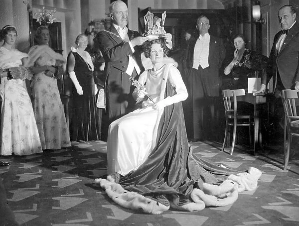 Eltham Carnival: The coronation ceremony of the Carnival Queen. 1934