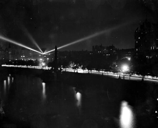 Embankment at night. 1914 - 1918