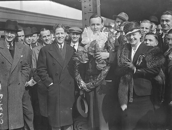 Eric Maschwitz, and of Rudy of Vallce arrived in London. Eric Maschwitz, BBC Director