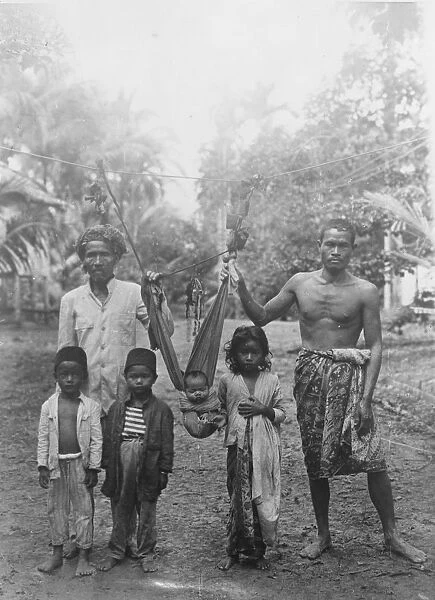 Frederick Burlingham Expedition into Central Borneo How Wild Men of Borneo protect