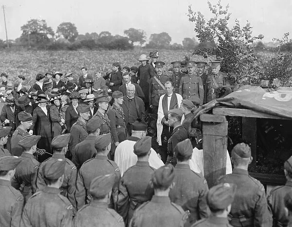 The funeral of the zeppelin crew at Potter Bar. 5 October 1916
