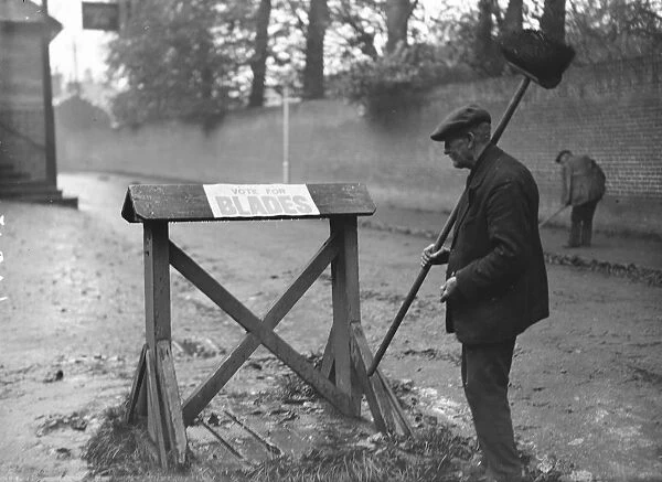 General Election, October 1924 Sir Rowland Blades trip to the Amato Well at Epsom 24