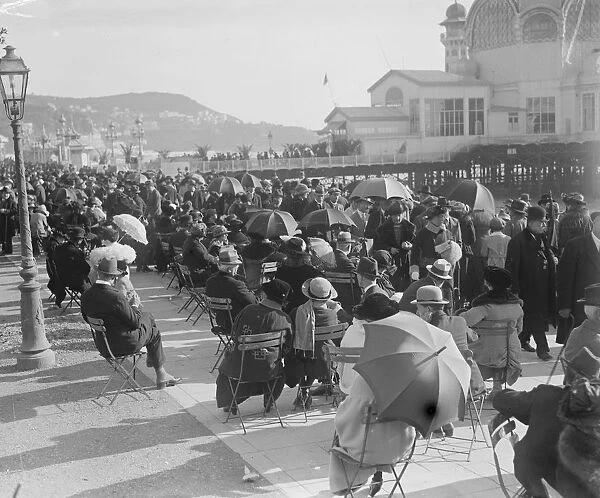 General view of the popular promenade Des Aeglais along the Mediterranean at Nice, France