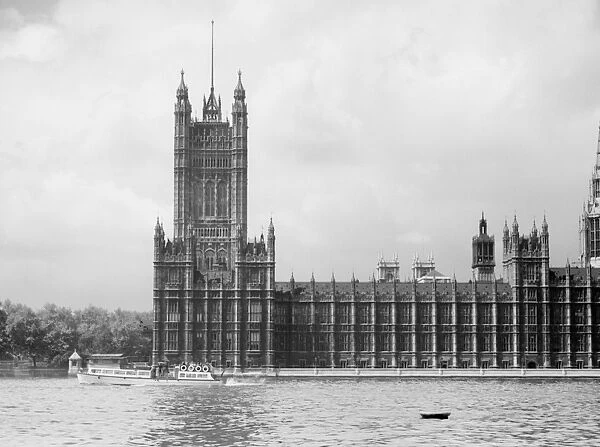 General views from the Thames to Big Ben, Palace of Westminster, London, England, UK