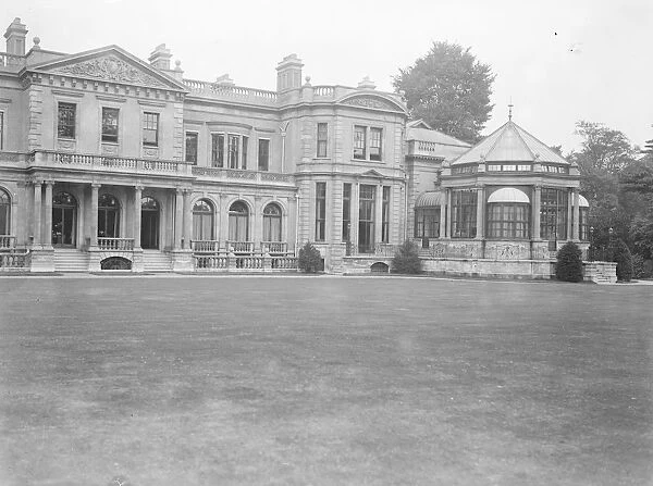 Gifford House, Roehampton. Residence of Duchess of Westminster 17 May 1923