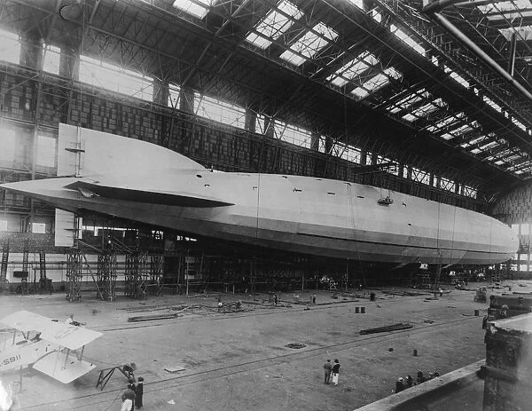 Great American airship about to make its trial flight. The great American airship ZR1