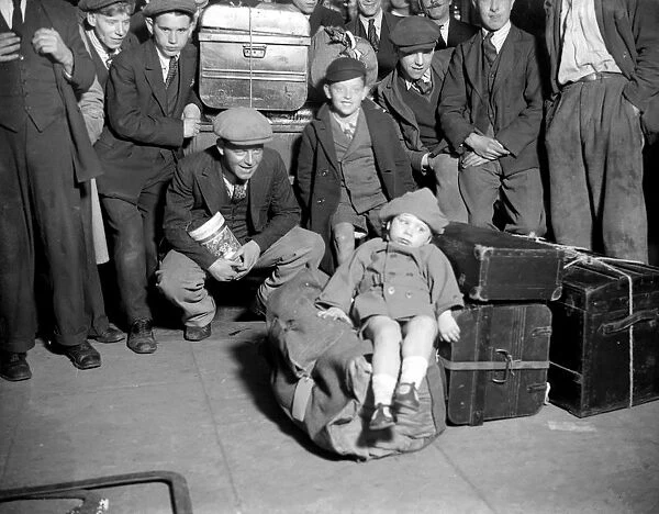 Hop pickers at London Bridge station going to Kent. 1933