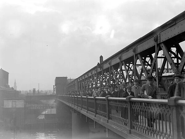 Hungerford Bridge. 15 May 1924