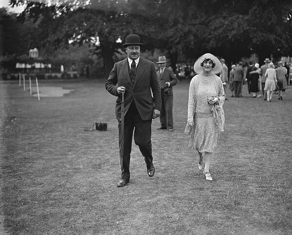 Indian Empire Garden party at Ranelagh Lady Buckingham 3 July 1929