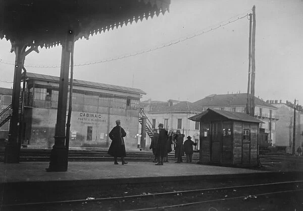 Italys labour troubles central station Milan guarded by troops February 1920