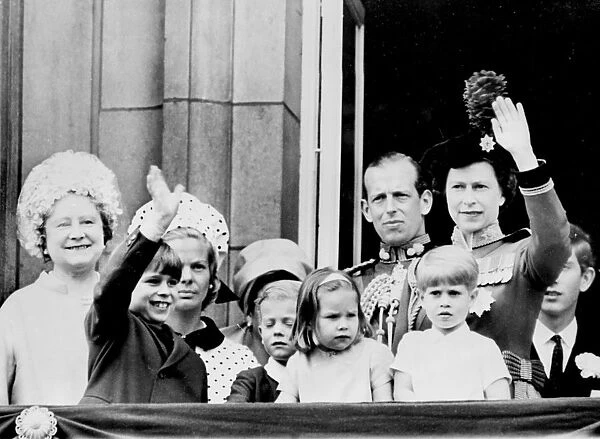 June 8th 1968: Queen Elizabeth and other members of the Royal Family on a balcony