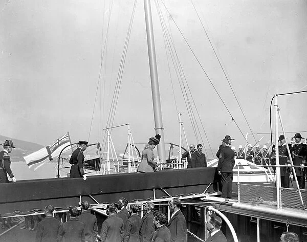 The King and Queen leave Dover for Paris. Their Majesties boarding the Royal Yacht