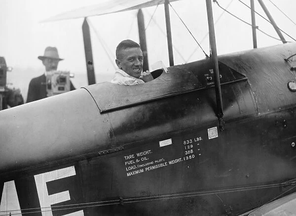 The Kings Cup Air Race. W L Hope in his DH60 Moth. 9 July 1926