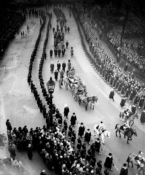 The Kings funeral procession through London from Westminster to Paddington Station