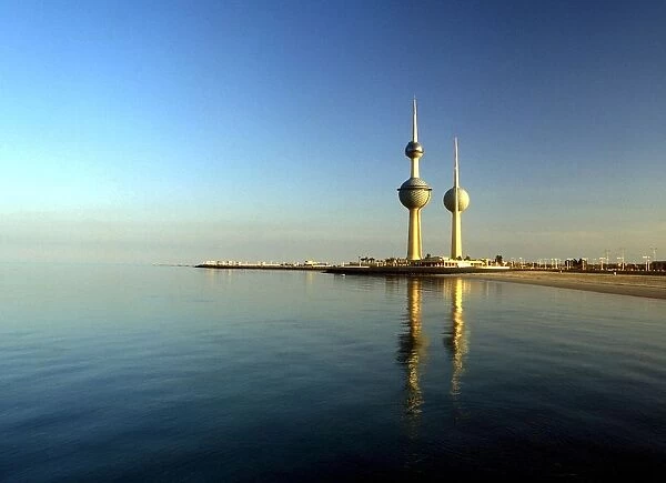 KUWAIT - The Kuwaiti Towers