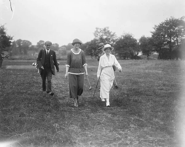 Ladies Parliamentary golf at Edgware Lady Rathcreedon ( right ) and Mrs Swan, daughter