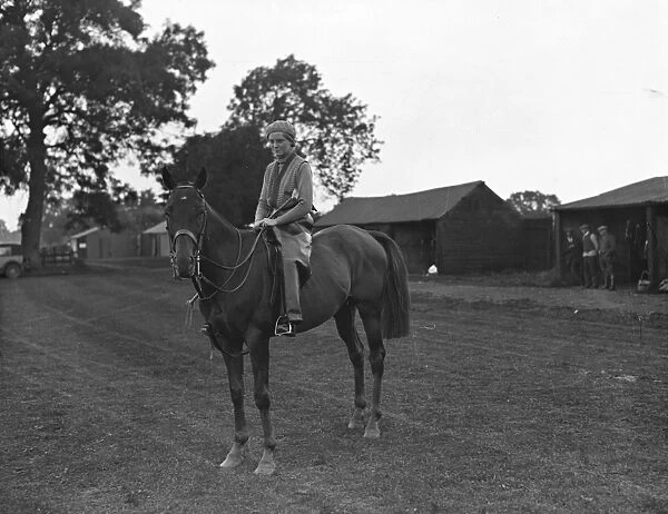 Ladies Polo Players at Spring Hill, Rugby Miss Bunty Balding 26 August 1931