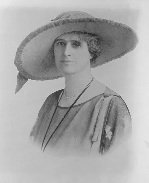 Lady Cooper Unionist candidate for Walsall. 13 November 1922