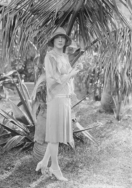 Lady Diana Cooper wintering at Nassau. Lady Diana Cooper photographed in the beautiful