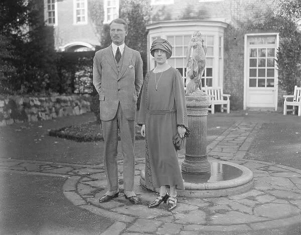 Lord Carnegie and his bride ( Princess Maud ) spend part of their honeymoon at Hull place