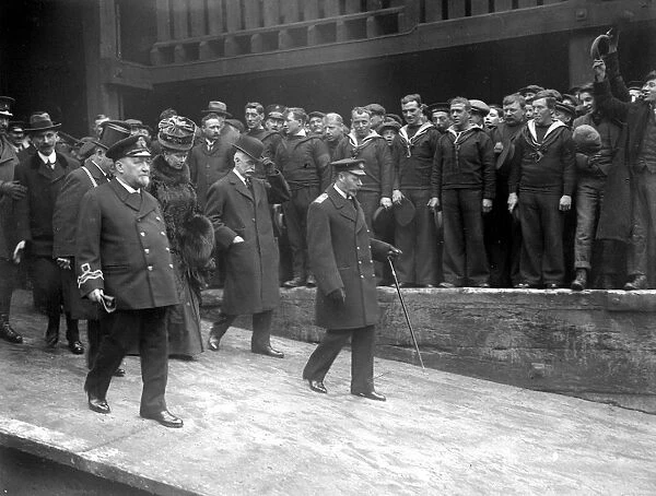 Their Majesties visit to Grimsby - leaving Fish Docks. 10 April 1918