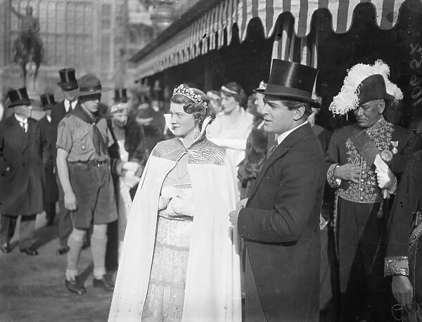 Marchioness of Dufferins Opening of Parliament fashion. The Marchioness of Dufferin and Ava