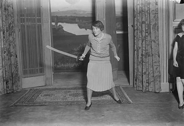 Miss Dorothy Dickson rehearsing her part for Peter Pan. 3 December 1925