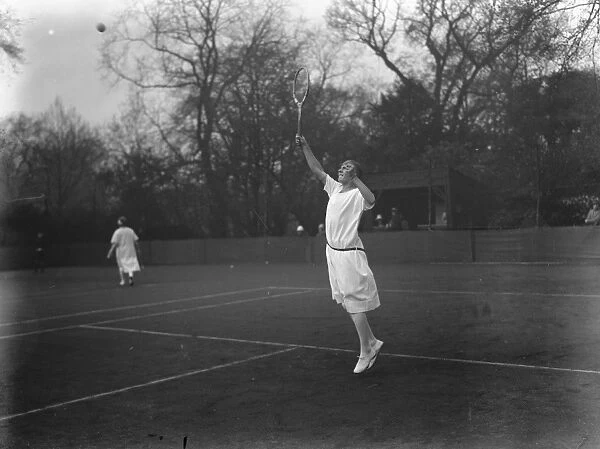 Miss Joan Fry, Tennis player 5 May 1925