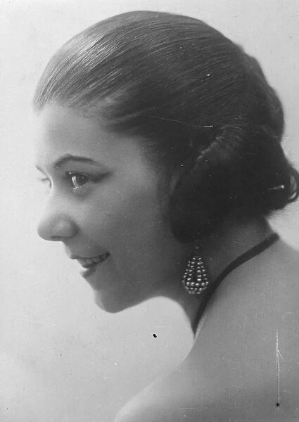 Mlle Andree Spinelly, who is about to appear with Georges Carpentier in a new play