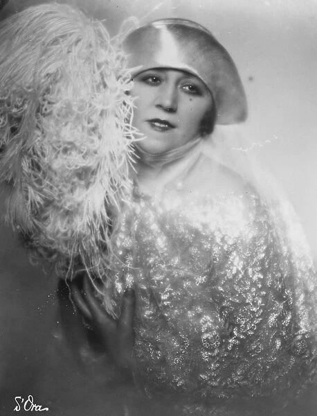 Mlle Regine Camier, the French actress. 16 September 1927