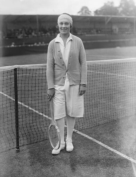 Mme D Alvarez, the Spanish tennis player. 1926