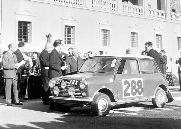 Monte Carlo, Moraco: Morris car 288 and the driver (standing near bonnet, profile