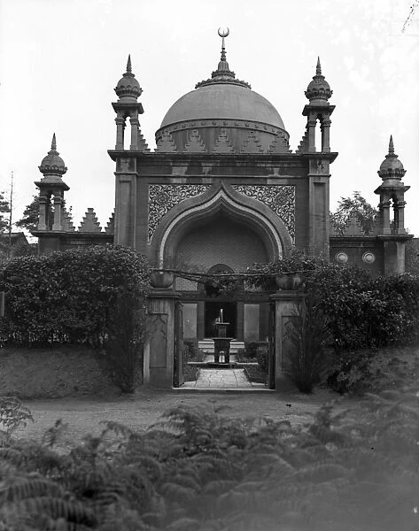 The Mosque at Woking, Surrey. 25 July 1923