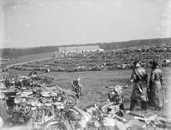 Motor cycles at Brands Hatch. 1936