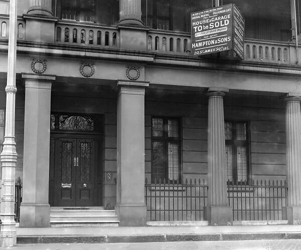 Mr Stanley Baldwins private house - 93 Eaton Square, S. W. London (Subsequently